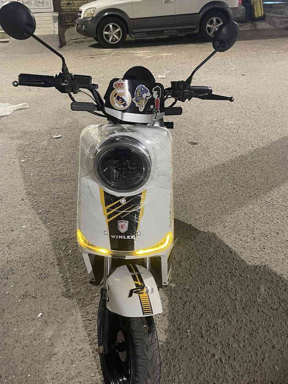 دراجه شحن R11للبيع مديل 2025 بطاريات 5 كبار 32 امبير الدراجه استخدام 45يوم بعده اخت الجديده النضافه 100/100 تمشي 109 الحقيقي 85 لايت عالي ناصي اشاره دبل واشاره يمنه يسره ونضام Rالرجوع للخلف و4 نمر وبيه نضام  حمايه السرقه وبصمه وسويج وكارت (عنواني البصره حي لاصدقاء او الحيانيه ) رقمي (***********) السعر (خاص)
