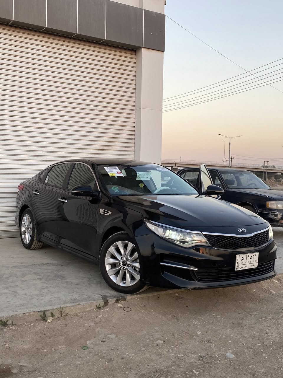سلام عليكم 
كيا اوبتيما ٢٠١٨ امريكي حادث جاملغ وبنيد بيها رشات صبغ تجميل محرك ٢٤٠٠ مامفتوح لاتنقيص لاتبخير لاصوت 
حداديه تخم تاير كهربائيات كير تبريد كله جاهز 
رقم بغداد تحويل ثاني يوم 
مواصفات عاديه معروفه مواصفاتها 
كامره بلاد شاشه بلاد تحكمات جهتين رادارتات حساسات 
٣ وضعيات للقياده بيها مواصفات حلوه 
مكان سياره ناصريه مركز 
*********** 
اتصل وكله سهل
