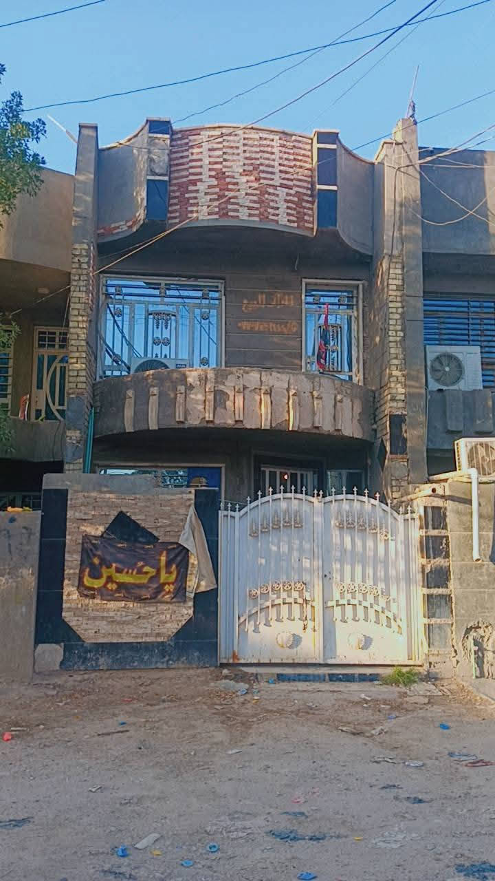 دار للبيع مساحة 100 متر طابقين 3 غرف نوم منطقة كويريش مربع 3000 خلف اسواق التين والزيتون بفرعين قريب على شارع 20 التجاري البيت نظيف جدا بنائه سنة 2017 الاستفسار الاتصال على الرقم ***********  متوفر واتساب

