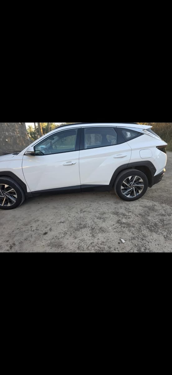 توكسن 2024سياره فول مواصفات ماشيه 27 ألف حقيقي فول مواصفات بغداد دولي تحويل ثاني يوم مكفوله من كلشي ٢٢٠ بيها مجال 
للاتصال ***********
