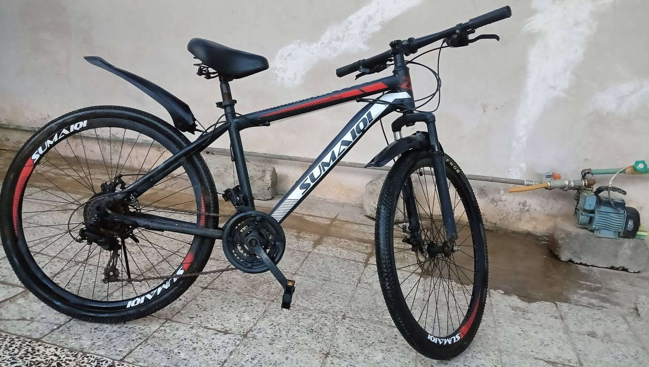 سلام عليكم 

بايسگل رياضي للبيع نضيف كلش 
السعر 60الف و بيها مجال 
الاستفسار اكثر اتصل على الرقم 
***********
