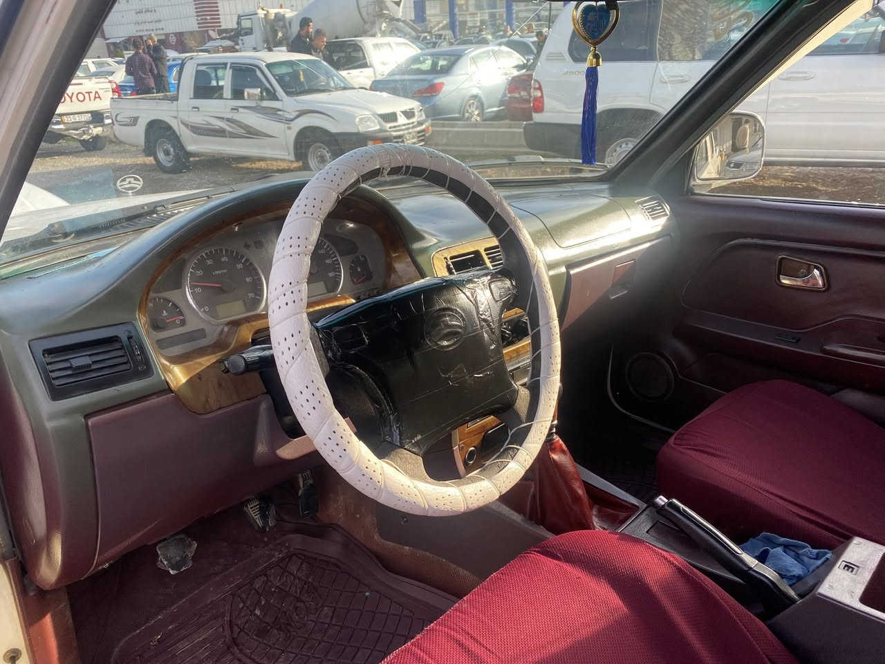 دير مؤديل 2009 به خ بى ليدان 45گه لا شوين چوارقورنه ژماره ى مؤبايل***********/***********
