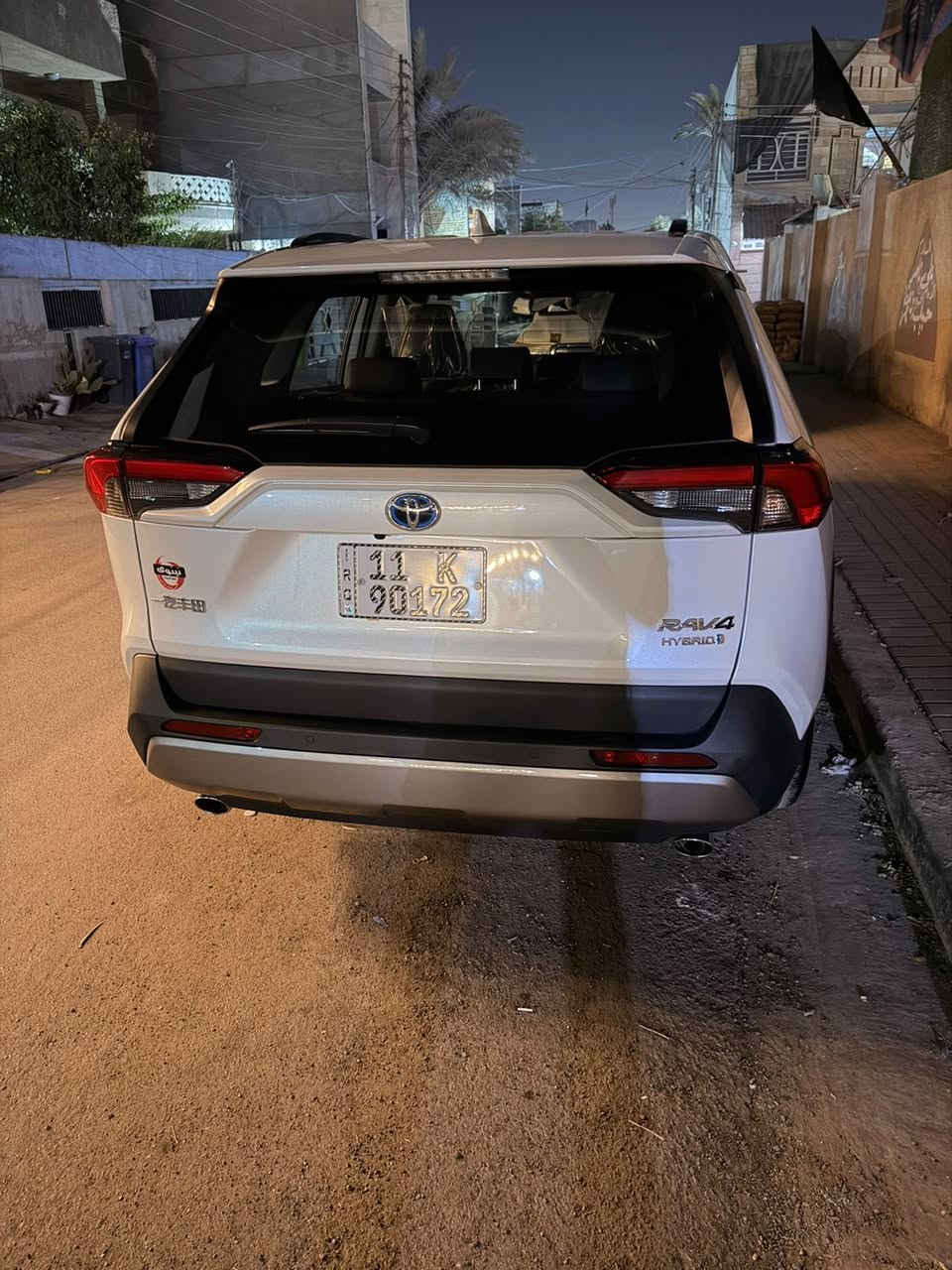 للبيع راف 4 موديل 24 هايبرد فول مواصفات ماشية 7 الاف فقط مكان السيارة بغداد رقم ***********
