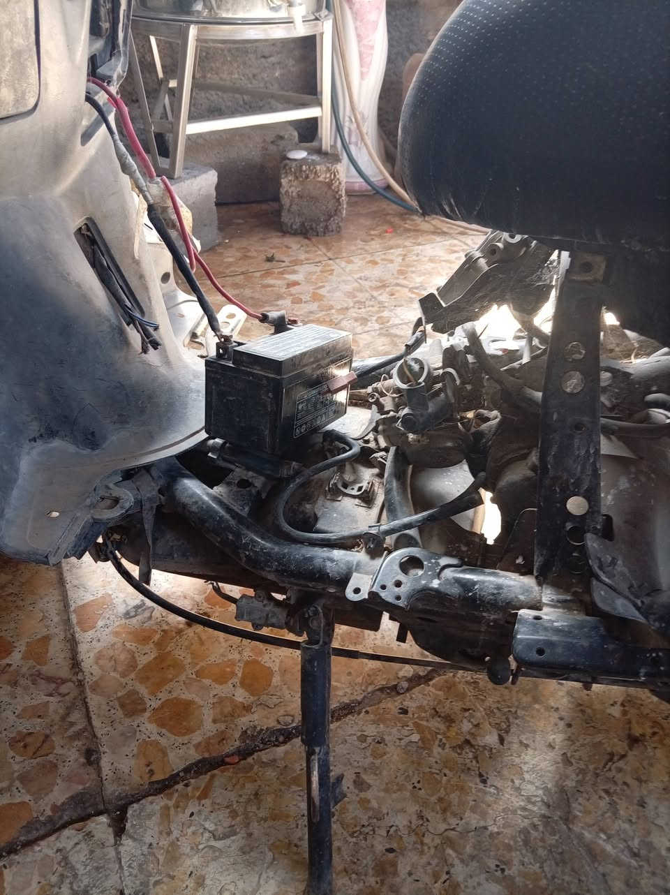 عندي دراجه ناريه طافيه
كوم حديد
م ***********
العنوان حسينيه الراشدي
