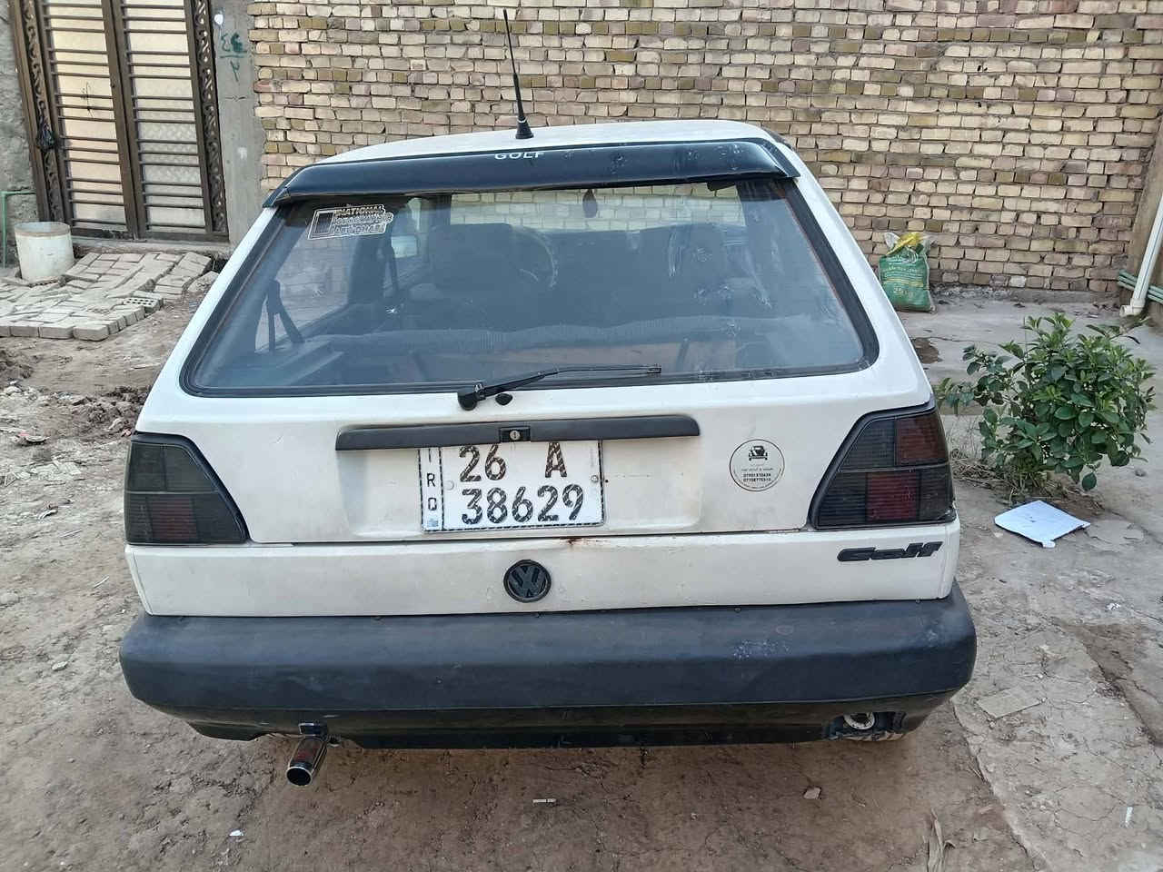 كولف موديل ٨٩
السعر ٢٥$ و بيها مجال 
العنوان بغداد البلديات 
رقم الهاتف ***********
