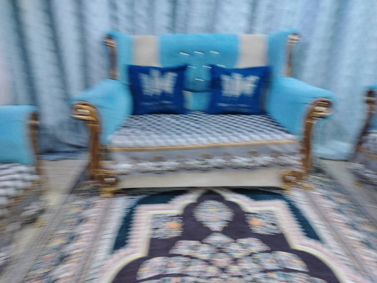 تخم ١٠مقاعد تكمه ثقيل ل بيع سعر ١٧٥مكان بغداد دوره


**إذا كنت صاحب هذا الإعلان وتريد حذفه لأي سبب، رجاءا أرسل رسالة إلى الدعم الفني**