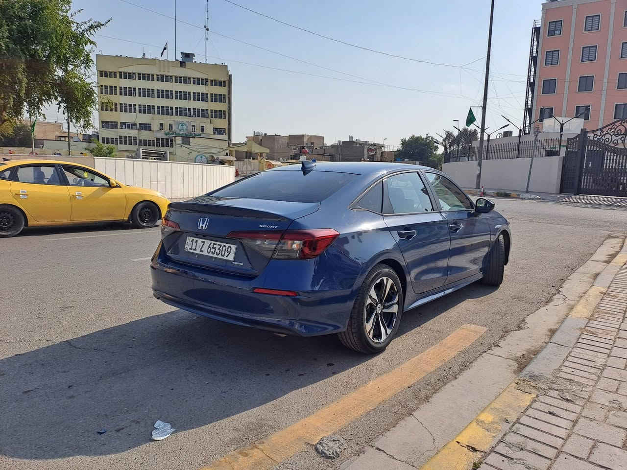 جمعة مباركة على الجميع
السلام عليكم هوندا سيفيك 2025 هايبرد فئه سبورت فتحه وتشغيل عن بعد حادثها جاملغ وباب يعني البجم كبس الجامغ تبدل باصلي والباب تصلح بيها صبغ جاملغ وباب السايق ومباوك ويه الباب الوره شوية سيارة ماشية 20 الف بدلت تخم تاير و ويل كب حجم 17 يعني طستها تخبل مو مثل الاصلي الي جان بيها صور الحادث موجودة بالمنشور ومكان السيارة شارع فلسطين 
سعرها 163 وبيها مجال جدا بسيط
*********** طه ابو علي
