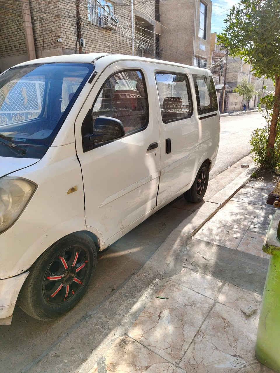 سياره سبعه راكب نوع امريكي موديل 2011 رقم صدامي صلاح الدين صاحبهه ساكن في ابو غريب يريد تحويل محرك كير ممتاز تخمم تأير ويل كب دوشمه ارضيه وكشنات ممتازه سياره جاهزه السعر 14 رقم الهاتف *********** ابيع هل موجود
