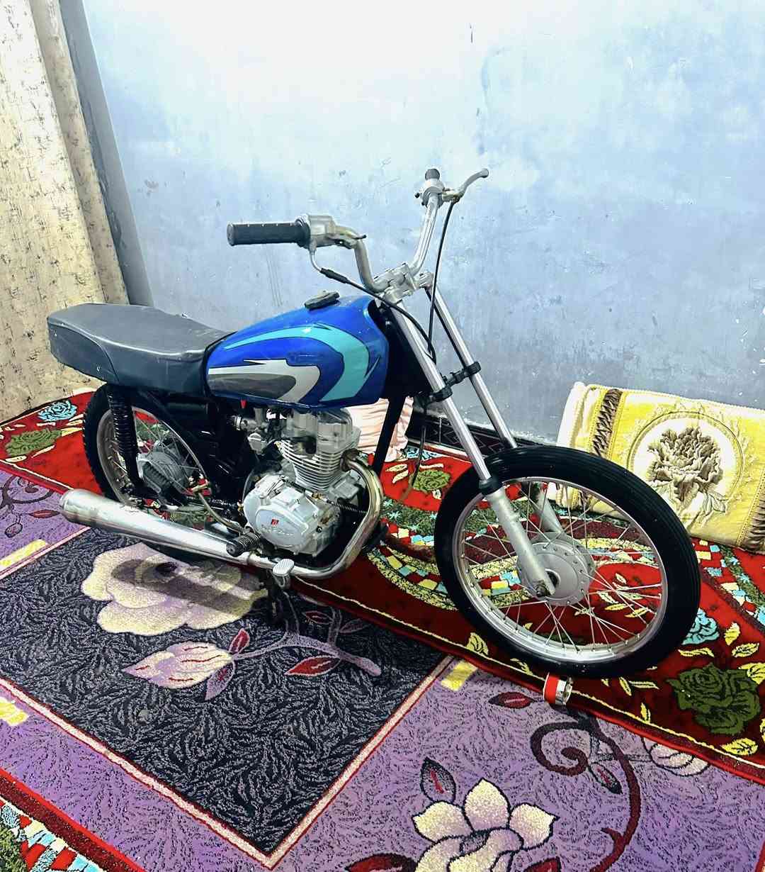 دراجه ايراني نضيفه مكينته بلجيس مامفتوحه ابد خرسه لا تبخير ولا تنقيص مكفوله نهضه ومعدل فول دبلات توه شادهن دزاجه جاهزه دكه وحده بكل وكت سعره 375 مكاني كزيزه رقمي ***********
