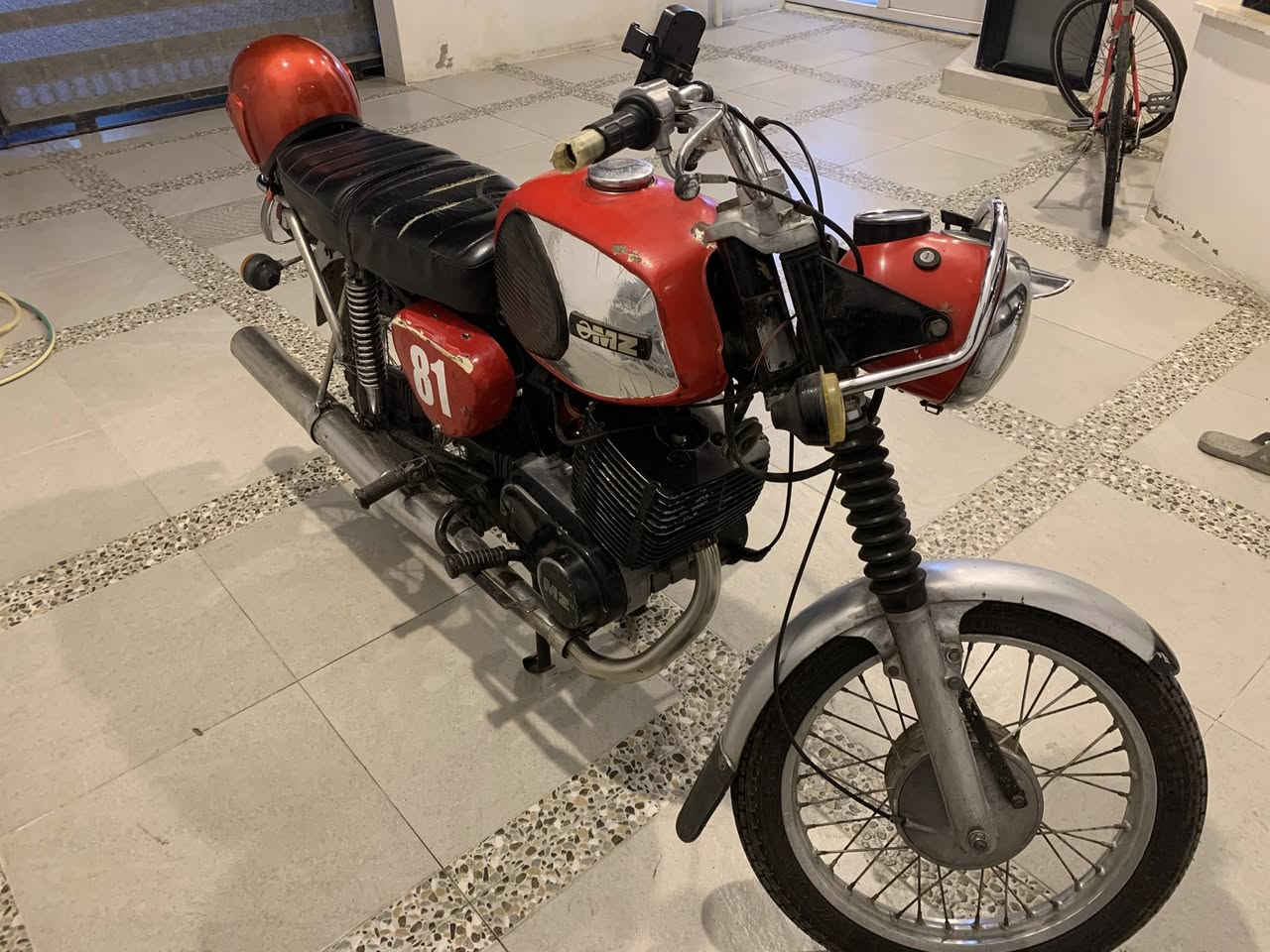 السلام عليكم
امزت مديل ٨١
محرك ٢٥٠ سايز ١٠٠
محرك قنبورة
بدون رقم
الدراجة جاهزة و محركها خير من الله
بس عوزها شوية ترتيب
السعر مليون و ٢٠٠ بي مجال للشراي
عنواني كركوك قرب مسبح جوهرة
متواجد فيس او واتس
***********
