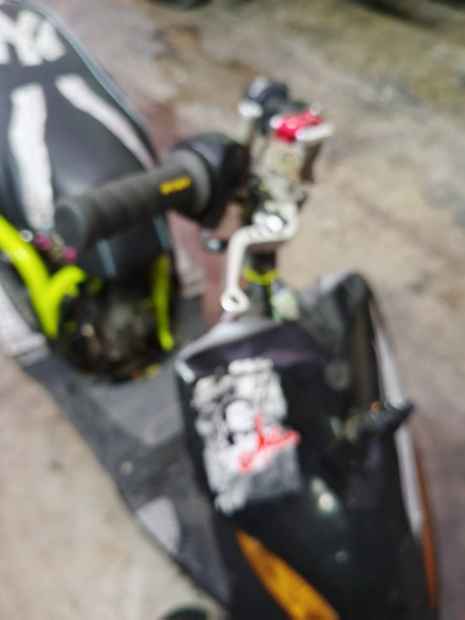 سلام عليكم دراجه ماكس عـدله مال العب للبيع نكره سلف كفارت موجودات كاملات +بيه غراض تزويد وياله يدات بريك تاير جلاتين جديد كلجات رياضي خلفي امامي
مكاني بغداد الشعب الجزائر متواجد خاص وهاذا رقمي ***********
السعر 350وبيه مجال بصيط
