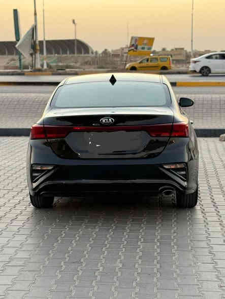 سلام عليكم  اخوان فورتي موديل  21امريكي  حادث جامل بدون دواخل  وبابين اثر شخوط وراشيهن  سياره جاهزه تخم تاير صدر جديد مكينه 2000دوش سياره  جديده  جاهزه من كلشي ***********,,,, اتصل
