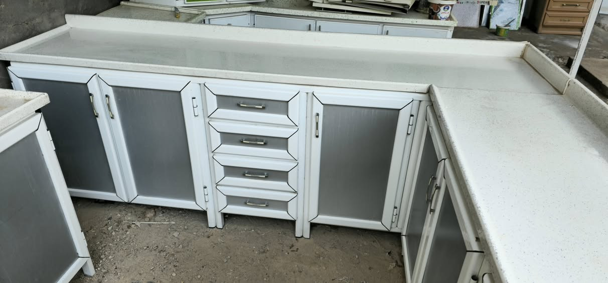 نبدل كاونتركم القديم مع كاونتر مستخدم أو جديد من عدنا
كاونتر تركي تسكام فر
السنك مترين وحده
الكاونتر الباقي مترين ونص×مترين ونص كله مرمر تركي 

سعره ٥٠٠ الف

مكانه كربلاء حي النضال قرب بيت المختار محمد داهي
نهايه شارع سوق حي البعث (الكراج الاخير)

*********** واتساب 

تابع البيج المستخدم لمزيد من العروض
https://www.facebook.com/share/1Am2wx1tDo/

https://www.facebook.com/share/1Am2wx1tDo/
رابط البيج للجديد
