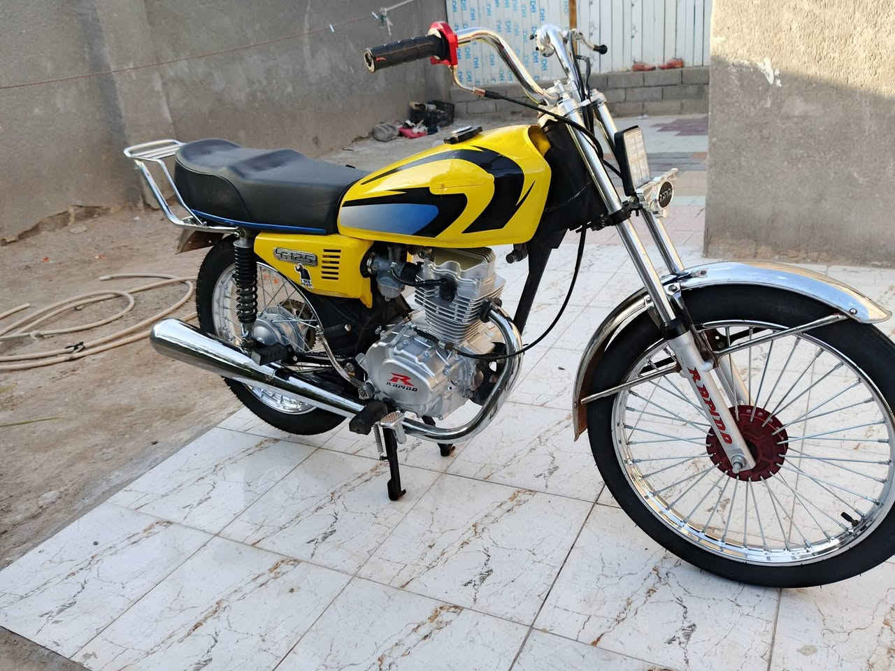 للبيع رابيدو الصلي ي نقص ما بيها كلشي شغال  توه معمره الدراجه ادوات ادوات مكاني بصره قضاء المدينه سعر خاص شراي نتصل ***********
