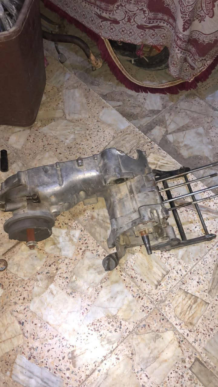 سلام عليكم
فشك ب٣٥
شاصي كامل ب٧٥ قفله
كلجات ب٣٠
مكاني بغداد لامين رقمي ***********
