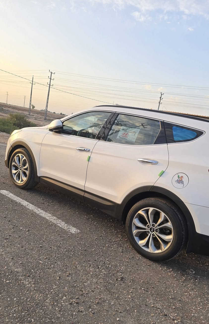 سنتافي 2016 خليجي رقم بغداد انكليزي بأسمي
مكفوله كفاله عامه بيه سونار بالمنشور  ماشيه 118كم
محرك ٦سلندر 3500   مكينه وكير وحداديه كفاله عامه
سبعه راكب  ٣قطع تبريد 
مواصفات فول للاخير ١/١
بصمه تشغيل مع بصمه ابواب 
بنوراما 
اشاير بالمري مري شفط 
تحكمات ستيرن  مثبت سرعه 
كرسي كهربائي خزن ميموري 
كشنات جلد وكهرباء 
لد نهاري و زراك لايت 
شاشه كامره خلفيه 
حساسات خلفي امامي 
السعر 185وبيه مجال بسيط 
رقمي ***********
