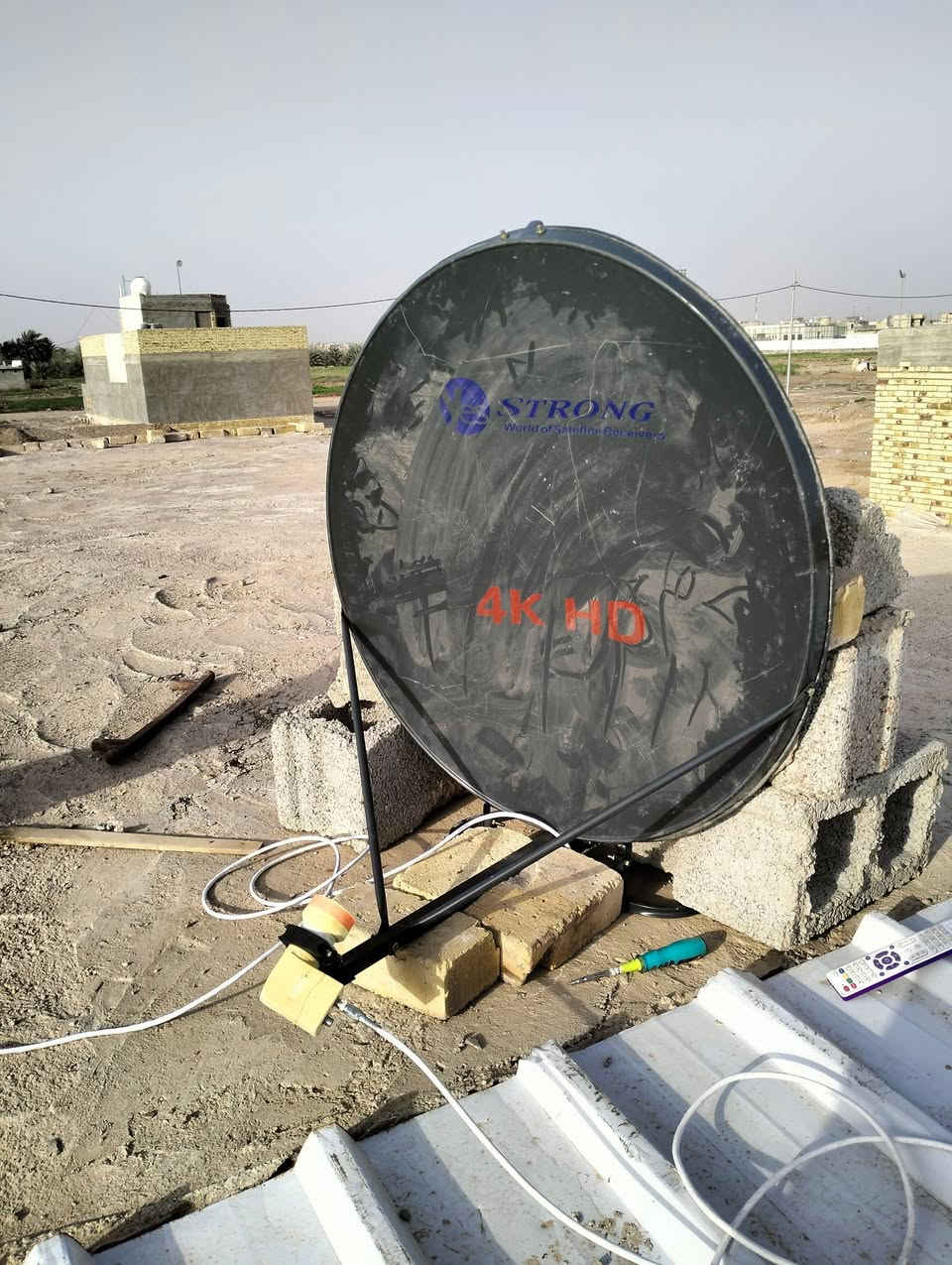 الحمد لله و بفضله ، من ضمن عملنا تعديل و ضبط و تنصيب إشارة عدّة أطباق نحو مدار النايلسات 7° غرباً مع إلتقاط كافة قنواته و باقاته المتنوعة منها : الدينية _ الرياضية _ الأخبارية _ الوثائقية _ مسلسلات عربية و عراقية _ أفلام عالمية _ أفلام كارتون 📡🛰️

العنوان الأول : الكوت _ السفحة الثانية 
( تنصيب طبق حجم 85cm + بحث قنوات جديدة ) 

العنوان الثاني : الكوت _ جانب الزنابرة 
( تنصيب طبق حجم 85cm + تركيب شاشة جدارياً و بحث ترددات جديدة ) 

العنوان الثالث : الكوت _ السفحة الأولى 
( تنصيب طبق حجم 85cm + بحث و ترتيب قنوات جديدة ) 

العنوان الرابع : الكوت _ زويريجات _ شارع بيت صبر 
( تجهيز و تركيب ستلايت HD + إلتقاط إشارة مدار النايلسات ) 

للتنصيب يمكنكم التواصل عبر 
الهاتف : ***********
واتساب : ***********

#عملنا_كافة_مناطق_الكوت
#مركز_الفتوى_14_أختياركم_الصح
#مركز_الفتوى_14_بخدمتكم
