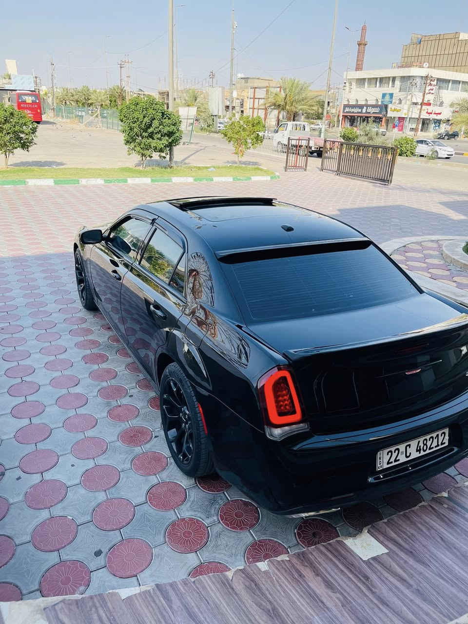 يالله السلام عليكم 
السعر 189 وبالعافيه ع ياخذه 
كرايسلر اوباما S300 فول بنوراما 
موديل 2016 داخله كلين تايتل 
رقم اربيل جديد تحويل + وكالة حسب رغبه
المواصفات 
بنوراما طكتين 
كشنات حضن S + تدفئة ىتبريد كشنات 
سستم صوت ( بيتس ) دمام صندوق 
شاشه كبيره 8 انج + كامره دواره 
دكمه سبورت 
شفتات ستيرن 
توووو ويل دفع خلفي 
تبريد ثلج 
عداد المسافة : 107 
السياره داخله كلين وساحب رقم شاصيه من ابو شواصي  وجايه بيه قطعه من امريكا تقرى دبل كود وبالعراق قطعتين صبغ  ( جاملغ امامي + باب خلفي ) بدون اي دواخل ولاايرباك ولاابد سياره كله شرط فحص سونر وين ميعجبك 
السياره جديده واحلا من صور وبدون اي نواقص وعليه عناية كامله بولش ونانو سيراميك 
السعر 189 وبالعافيه ع ياخذه 
بيع فقط واعتذر عن المراوس 
*********** اتصال 
*********** وتساب
