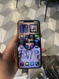 ايفون 11 برو ماكس • بطارية ٧٤٪ • مفتوح