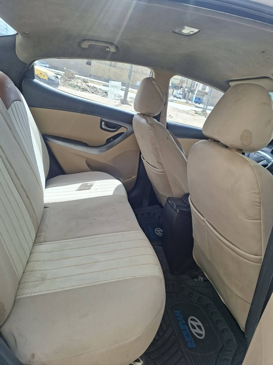 لنتره مديل ٢٠١٢ رقم كربلاء خليجي محرك ١٨٠٠ بيها مكانات صبغ ابيع صبغ احزام  سعرها ٩٢ وبيها مجال مكانها كربلاء حي السلام ***********
