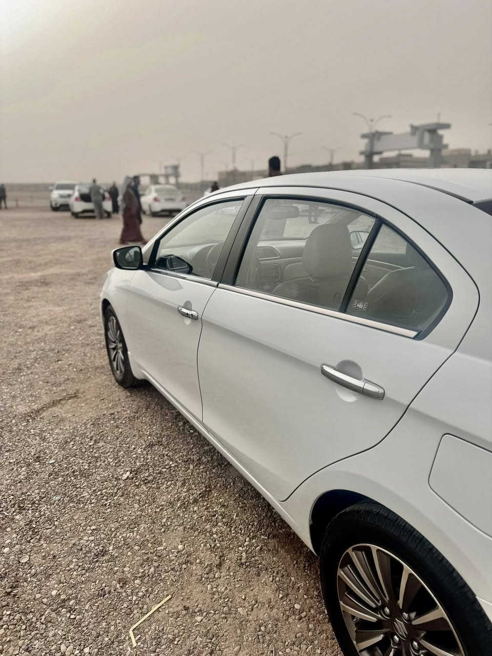 السلام عليكم سازوكي سياز موديل ٢٠٢٢ خليجي رقم مثنى معوقين حاضر للوكالة كفالة من الضربة بيهة صبغ بلخليج 
كفالة گير ومكينة وتخم تاير جاهزة 
مكاني بصرة حي المهندسين 
رقمي ***********
