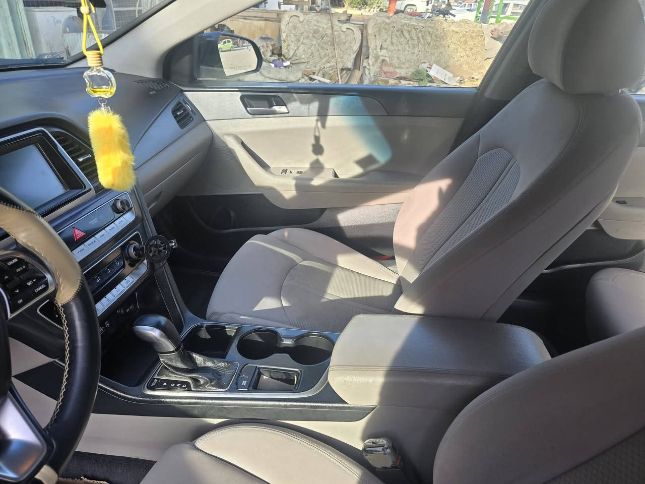 سوناتا امريكي 2018 حادثه موضح بسونار بئسمي الحد 2031 سياره نضيفه مكان كربلاء *********** سعر 116 وبيه مجال
