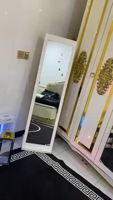 غرفه تركيا 7قطع نضيفه السعر 410قفل عنوان بغداد غزاليه
***********
