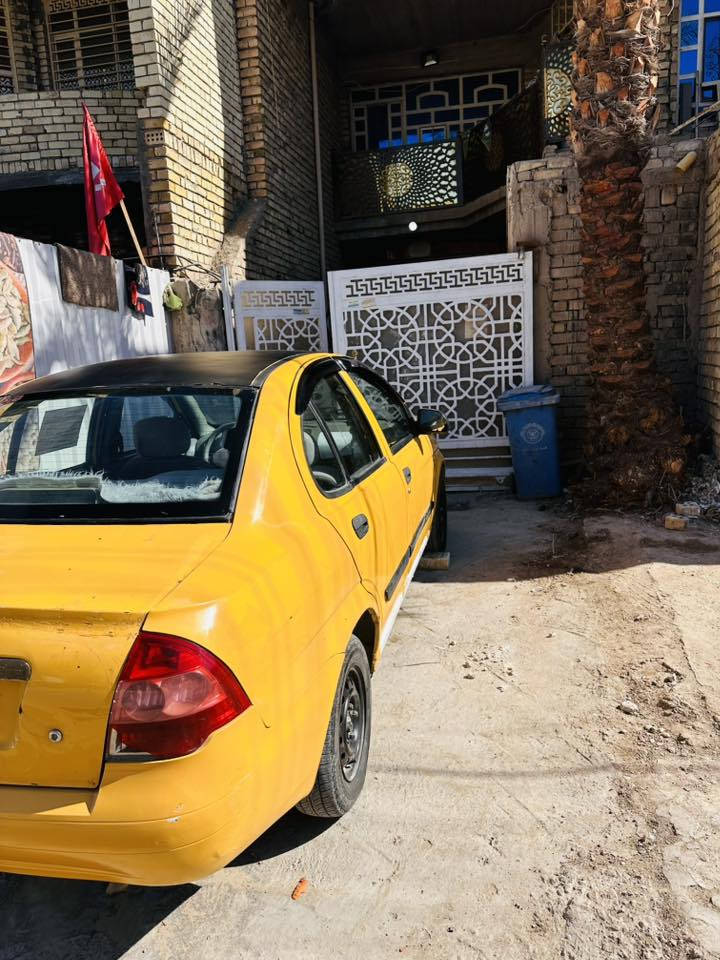 السلام عليكم طيبه ٢٠١٥ باسمي مصفره هيئه وغرامه سنويه لل٢٠٣٠ تايرات جدد دوشمه جديده اوضيات جدد دبلات ولويات جدد بور ستيرن ومشط ستيرن جدد السياره كما موضح للصوره نقصها تبريد والسياره بيهة دخان ابيضّ مرات السياره استخدام بيت مكان السياره بغداد الشعله 
للبيع مستعجل ب٢٨ قفل 
*********** حسين
