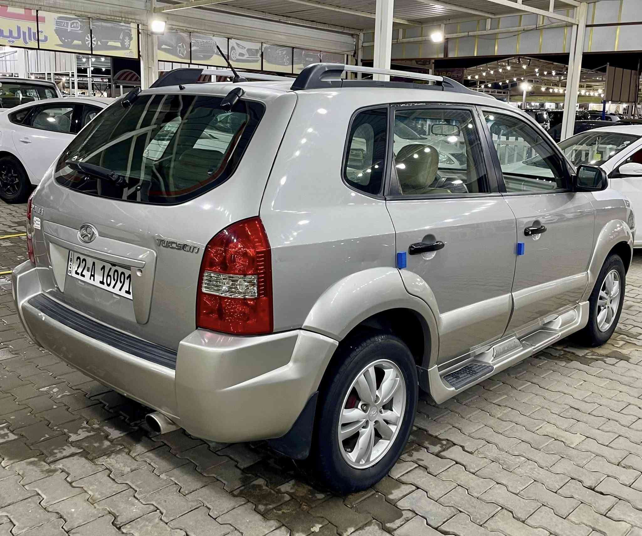 السلام عليكم
توسان 2009 وارد خليجي رقم أربيل دولي ستوني مجدده
السياره جديده وجاهزه بيها أقل الشبر صبغ بالجاملغ الخلفي وبيها جراد بالبنيد
السعر : 120
✅ البيع نقداً وبالتقسيط وبمقدمه جيده لسكنة النجف
العنوان : نجف - المعارض الجديده - معرض الماسه
للإستفسار : ***********
