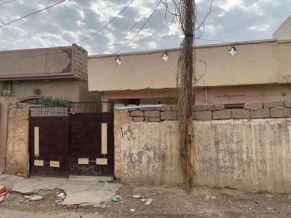 #دار للبيع في تكريت ....
#الموقع :حي الجمعية
#مساحة :260م
#الأبعاد: 13*20
#شارع 6م وحديقة .
#سعر 145مليون قابل للتفاوض 
#للإستفسار
#مكتب #محمد #غسان #الغبينة #للعقار #تكريت #شارع
#الأربعين #مقابل #متنزة #الياسمين #قرب #التجنيد #القديم
#للاتصال
***********
***********
