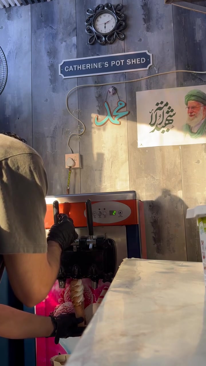 السلام عليكم
مكينة سوفت للبيع مكينة تخبل وتجميدها فول شرط تجي تاخذ على الفحص 

العنوان بغداد 

للأستفسار او الأتصال : ***********
