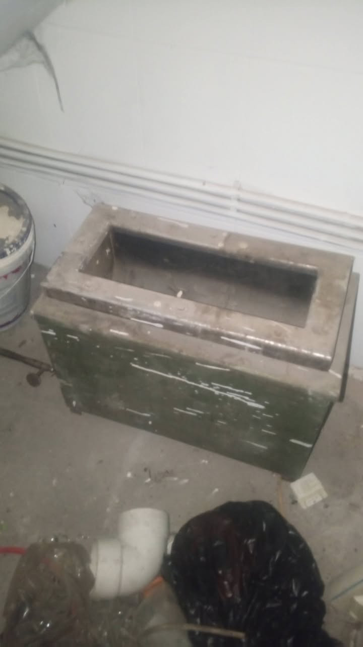 جلاية ذهب أو فضه مستعملة ٣٠٠ببها مجال *********** وتساب فقط
