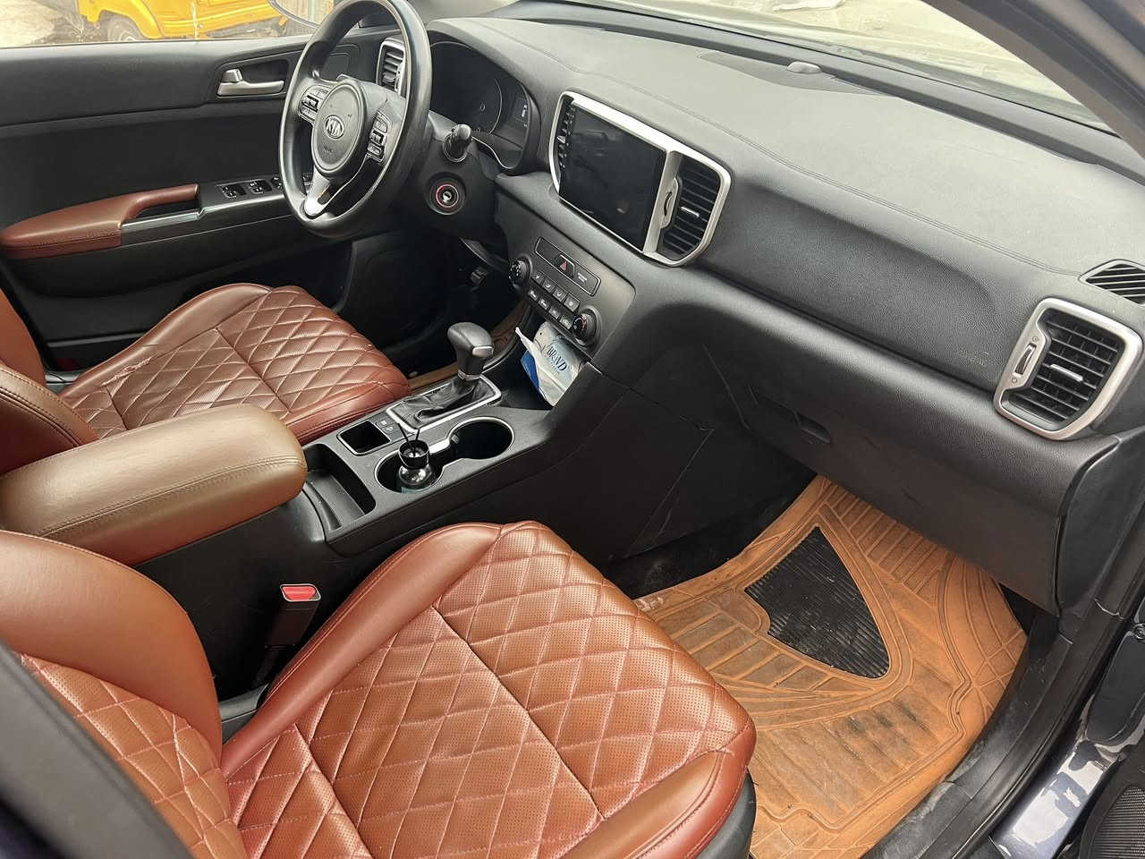 سلام عليكم سبورتج 2019 وارد امريكي ماشيه 90 رقم سليمانيه باسمي حادث جانبي شطح صفحة السايق بدون اي نقص باتري جديد تخم تاير جديد
السعر  $152
للاستفسار 

***********
مكان السياره بغداد
