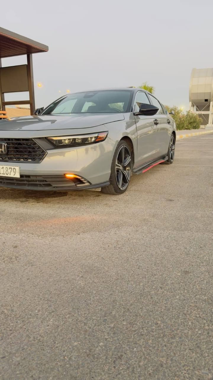 بسم الله وعلى بركة الله
للبيع | هوندا أكورد Sport هايبرد 2025 🔥
🚗 Honda Accord Sport Hybrid 2025
🔹 المحرك: 2000 سي سي هايبرد
🔹 الممشى: 37 ألف مايل
🔹 اللون: سمنتي
🔹 الفئة: Sport
🔹 شاصي كبير
🔹 السعر:185 (قابل للتفاوض بالمعقول)
المواصفات: ✅ شفتات خلف المقود (Paddle Shifters) ✅ تحكم كامل من المقود (ستيرن) ✅ قيادة ذاتية ومثبت سرعة ذكي (Honda Sensing) ✅ مانع اصطدام أمامي مع فرملة طوارئ ✅ تحديد المسار والمحافظة عليه ✅ شحن لاسلكي للموبايل ✅ تبريد أمامي مزدوج (Dual Zone Climate Control) ✅ تشغيل بصمة ودخول ذكي ✅ كاميرا خلفية ✅ شاشة معلومات وترفيه كبيرة مع Apple CarPlay وAndroid Auto ✅ حساسات ✅ تدفئة للمقاعد الأمامية ✅ مقاعد مخمل رياضية ✅ جنوط سبورت ✅
ملاحظة: اليرباك الخاص بالبردة (الستارة) طاك.
📞 للاستفسار والمشاهدة الأتصال بالأرقام التالية:
***********☎️ 
***********☎️ 
سيارة نظيفة جدًا، اقتصادية بالوقود، ومناسبة للاستخدام اليومي والسفر، والسعر منافس.
