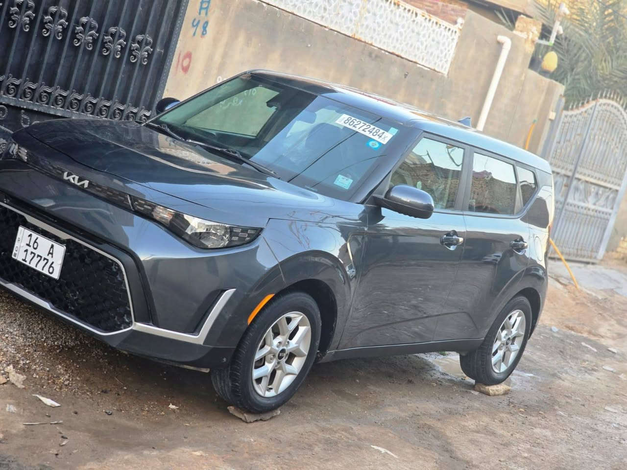 " كيا صول موديل 2023 "
• السياره مصلحه وبحالة ممتازه 
• سبير عده موجود
• گير محرك نظيف جدا 
• صور الحادث مرفقه مع سونار 
المواصفات 😕 شاشة ديجتال / رادار تعديل مسار / رادار اوتو بريك امامي وخلفي / رادار جانبي / ويل كب / اطفاء ذاتي / شاشة كبيرة / كامرة دوارة / ٣ انظمة قيادة / كروس سرعة / مانع انزلاق / محرك 2000 دوش 

 مرقمه قادسيه بسمي تحويل نفس اليوم 
√ السعر 155 $ بيها مجال للمشتري

📍 عنوان السياره الحالي # ديوانيه

٭ للاستفسار الاتصال او التواصل عبر الواتساب على الرقم التالي: 

*********** 
 ----------------------------------------------------------------•
