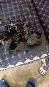 بلي تو كامل وجهاز مال البيت مع رام حجم ١٦ وبي هارد خزن وبي كرة القدم ب...