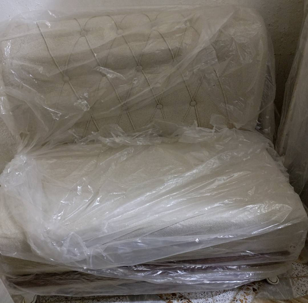 تخم تركي تفصال 17مقعد مامستعمل العنوان بغداد السعر ب650 الاستفسار ع رقم ‏‏‪***********
