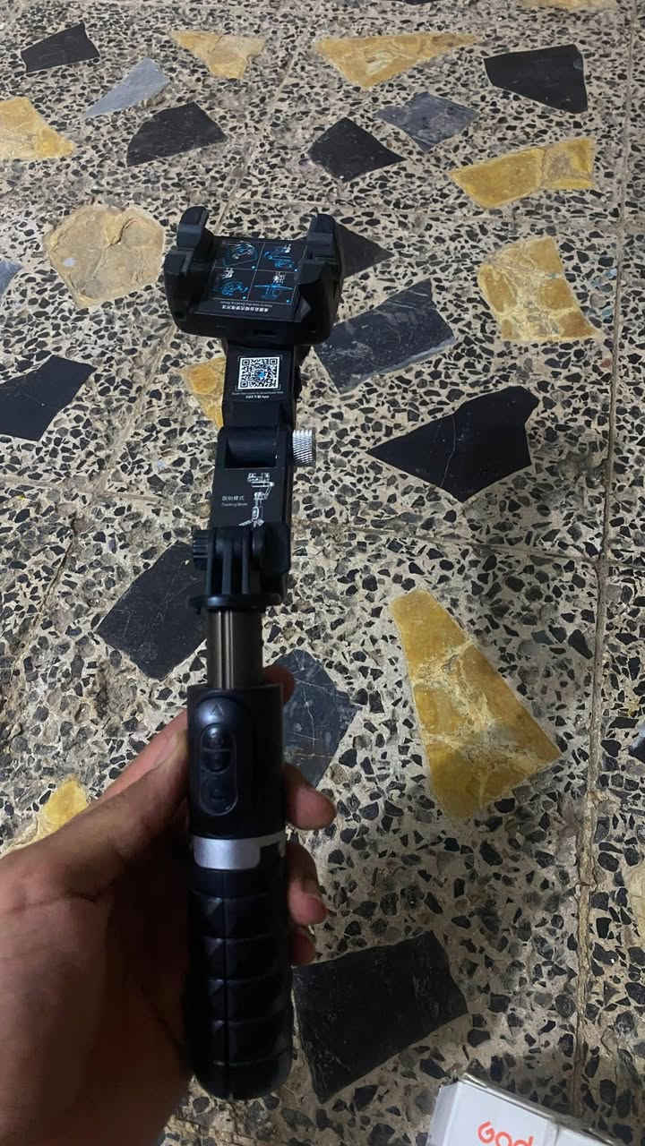 اوزمو + فلاش يصلح لكامرات فلم فوجي نضافه فول ما مستخدم 

1-الاوزمو محور واحد يفتر 360درجه كذالك تكدر تفتح عناصر التحكم وتتحكم عن بعد يتطول وتصغر 

2-الفلاش يصلح لكامرات فلم فوجي جديد ما مستخدم ابد مع كامل ملحقاته  

السعر ثنينهن 50 
وحدهن الاوزمو 30 
الفلاش 20
مكلف با النشر


**إذا كنت صاحب هذا الإعلان وتريد حذفه لأي سبب، رجاءا أرسل رسالة إلى الدعم الفني**