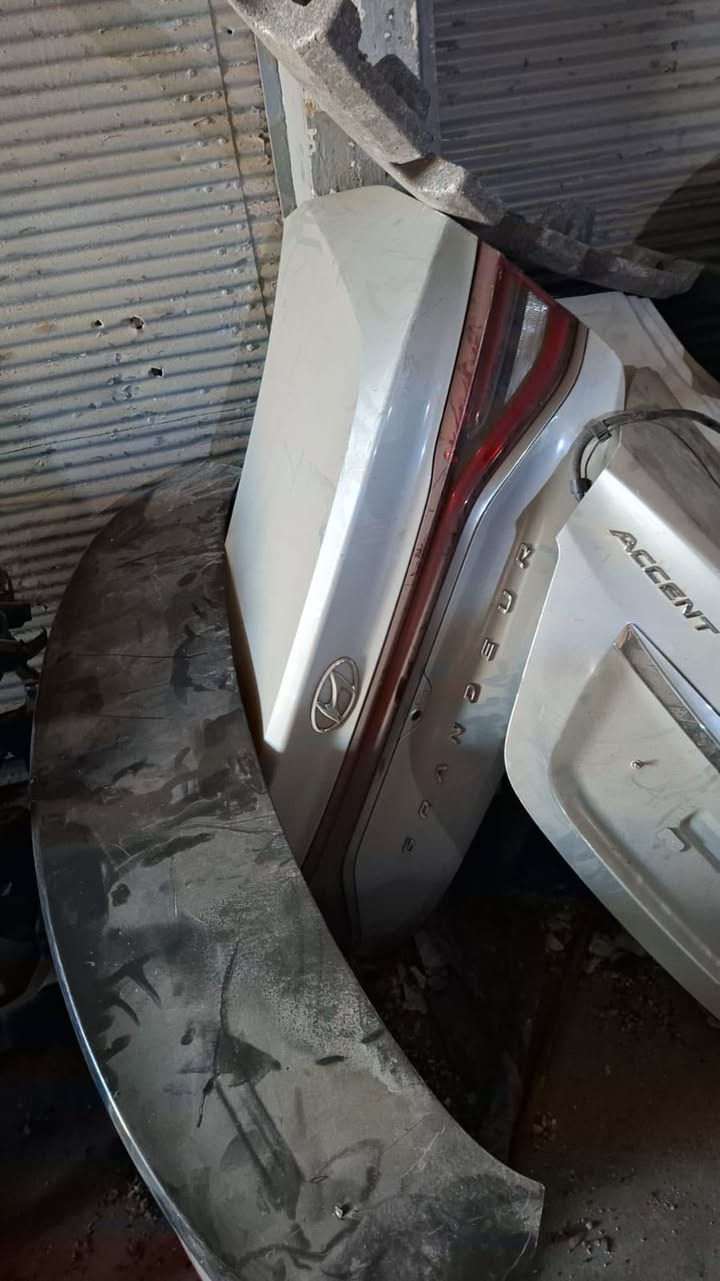 السلام عليكم توفر عدنا قطع غيار ازيرا G8

من موديل 2017 لل 2019
عنوانا بغداد الحرية الدولعي مقابل المخازن
***********
