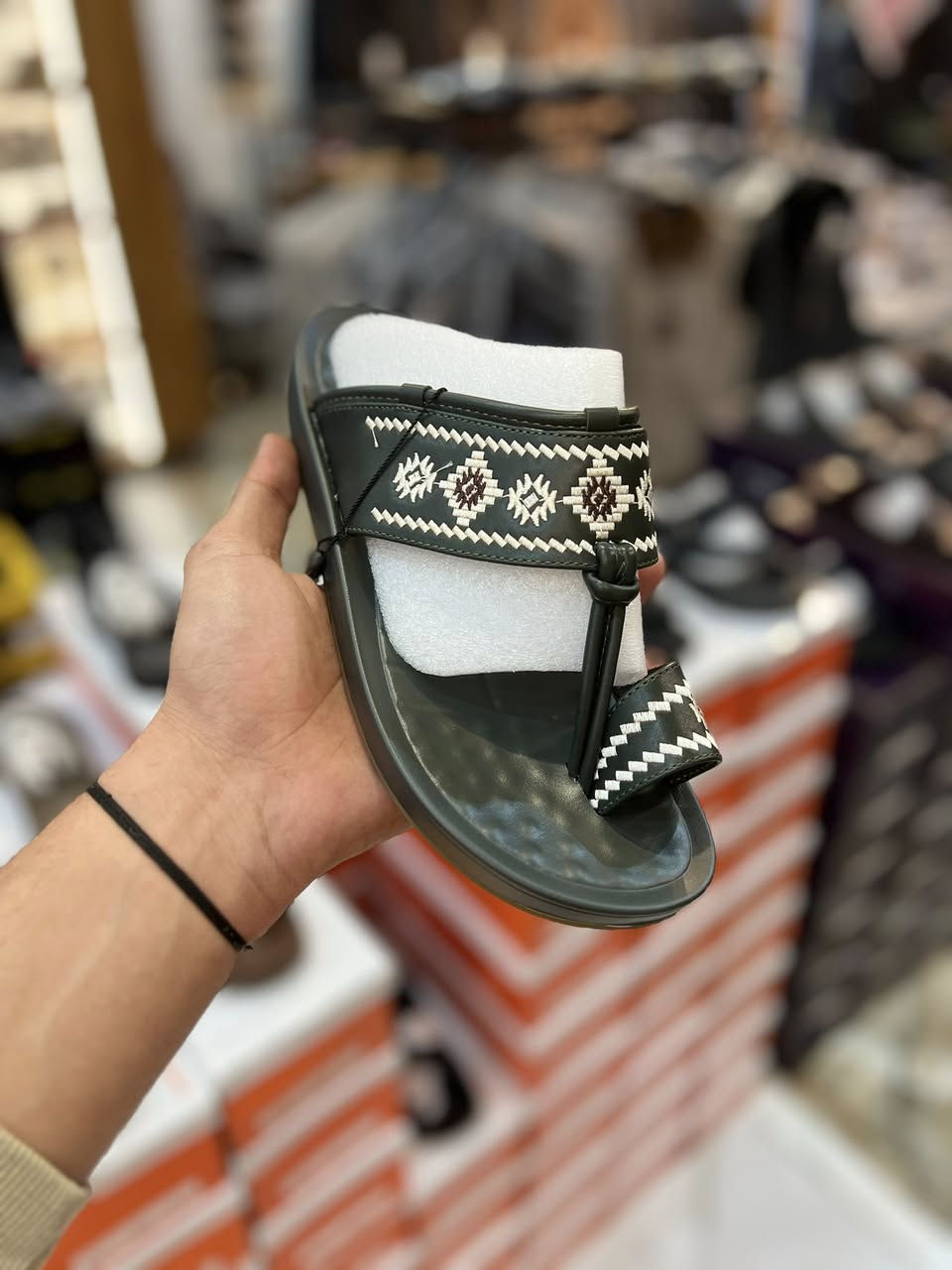 الإمارة للزي العربي
KUFlLOOT

القياسات المتوفرة 
٤٠ الى ٤٥ 
خمس الوان 
السعر ١٥ الف 
(اسود جوزي زيتوني بيجي اوفايت )
العنوان صلاح الدين قضاء الدجيل 
مجاور مندي حضرموت 
مقابل المدرسة الإبراهيمية


**إذا كنت صاحب هذا الإعلان وتريد حذفه لأي سبب، رجاءا أرسل رسالة إلى الدعم الفني**