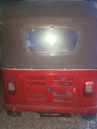 هاي تكتك للبيع 18 رقم وسنويه خير من الله مكاني بغداد السعر 4500 وخمسين...