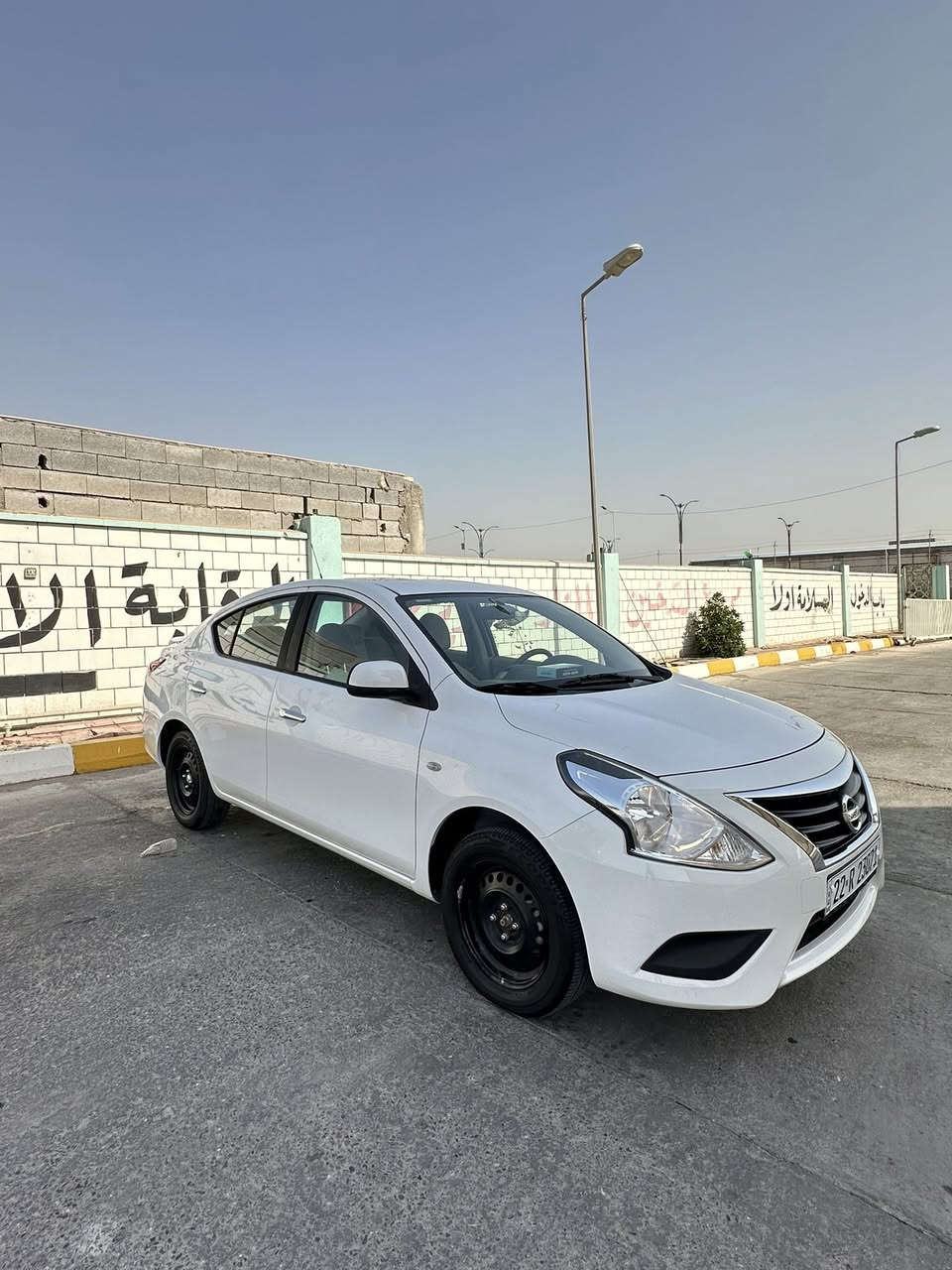 ((نيسان سني هندي مديل 2024  ))
هندي ابو لبليتة زركة 
( رقم أربيل دولي  تحويل وكالة بسم شركة  ) 
🚙(سيارة بيها مدكر خلفي + بارد باقي كفالة عامة   ))
          باقي مكفول كفالة عامة كلش 
((ماشية .18 .كليو متر سيارة جديدة وجاهزة من كلشي ))
      ((السعر 120 $))وبيها مجال 
     ..واحلى من صور .. بهواي 
..العنوان البصرة الجنينة حي الاندلس ..
 ..رقم هاتف 📞 ***********
