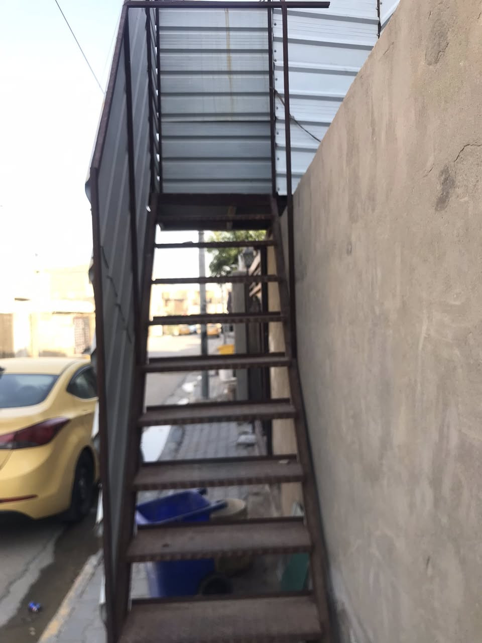 السلام عليكم
درج حديد للبيع نضيف جدا الجينكو كله سليم  ١٤ بايه كلفني مليون الله شاهد
عارضه ب٤٠٠ وبي مجال 
الطشاش نهايه الاسعاف الفوري
***********
