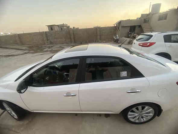 السلام عليكم 
سيراتو موديل 2012 فول واحد ع واحد 

رقم سليمانيه جديد و هزه جديده تريد تحويل تريد وكاله اني حاضر 

1_  بصمه ابواب 

2_ بصمه تشغيل 

3_ فتحه سقف 

4_ شفتات ستيرن 

5_ كير ست نمر 

6_ ثلاثه وضعيات سيارقه 

7_ تايرات جدد +ويل جديد 

سياره ماشالله ما ناقصها شي محرك و كير شرط 

سياره لا بارد و لا صبغ 

سعرها من الاخير 120 _ فدوه لا تراسلني وتعاملني سعر من الاخير مكاني موصل

رقم تلفون ***********
