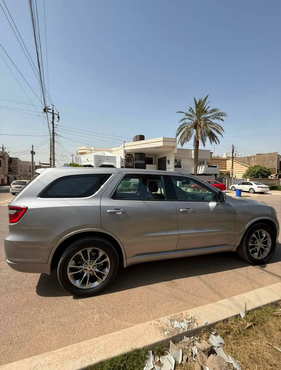 دورنكو  GT موديل 2019
رقم بغداد بأسمي 
مكينة V6 3600 
ماشية 40mi حقيقي  
حادثها بنيد فقط ملاونين الجاملغات الامامية 
مكفولة من الشاصي واللغد 
مواصفات الجيتي معروفة 
السيارة جديدة بمعنى الكلمة 
فول عدا الفتحة 
السعر 218   
مكان السيارة بغداد السيدية 
للاستفسار *********** 
وشكراً جزيلاً

