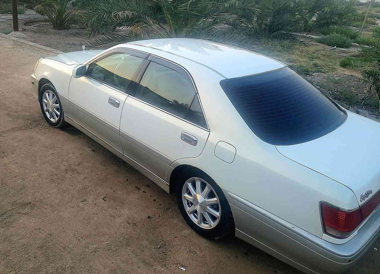 ملكه كرستال ٢٠٠٣ اصل محرك D4 كير حداده تبريد محرك تخم تاير سيارة جديدة بالمعنى والكلمه فقط كصة قمارة مكفوله سرقه وعشائر دكمتين كشنات اماميه وخلفيه كهربائيات شاشة تحكم ستيرن شاشه مسجل سماعات دمام  سيارة احلى من الصور بيهه ارقام وسنويه سليمانيه اصلي حفر وعلى رقم الشاصي السعر ٣٨ وبيه مجال المكان بصرة الاستفسار اكثر اتصال او واتساب على الرقم ***********
