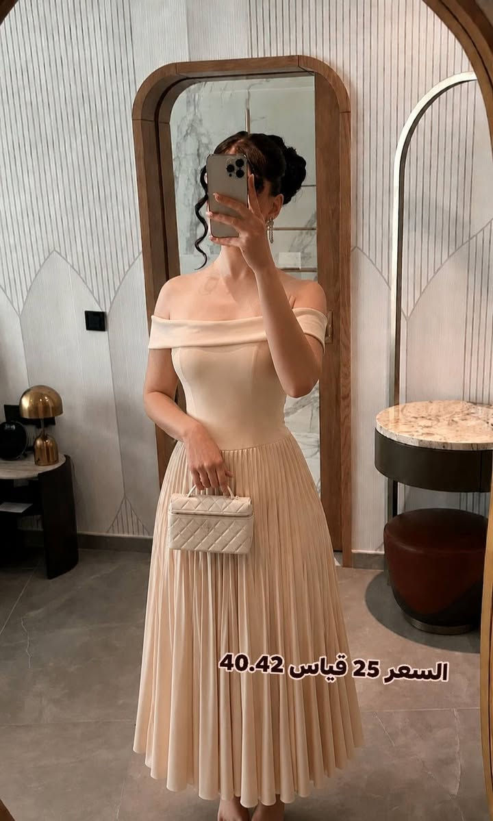 متوفر لفساتين مع السعر ولقياس داخل كل صوره 
جديد غير مستخدم
فحص بوجود مندوب حصراً
توصيل ٥ كل المحافظات


**إذا كنت صاحب هذا الإعلان وتريد حذفه لأي سبب، رجاءا أرسل رسالة إلى الدعم الفني**