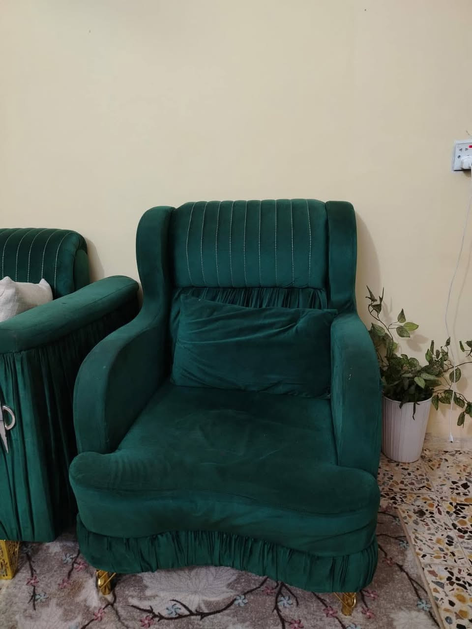 تخم للبيع مابي اي ضرر اخو الجديد مستعجلين ع البيع سعره ٤٢٥ وبي مجال العنوان بغداد


**إذا كنت صاحب هذا الإعلان وتريد حذفه لأي سبب، رجاءا أرسل رسالة إلى الدعم الفني**