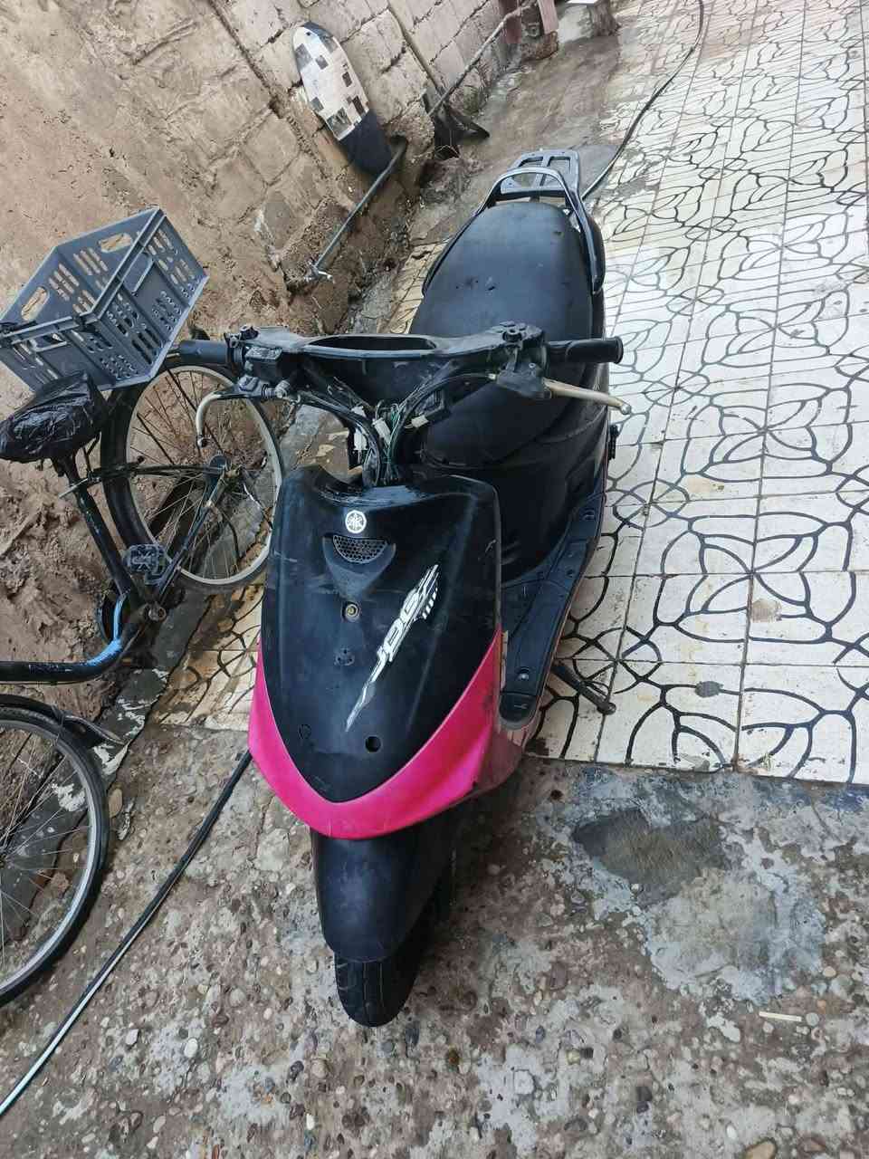 قجمه اخت لرمبه  سلف لو راجز لو شخاطه واكفه و وكصه يعني ملاحضات اقره لمنشور عدل ودبل اشاره نقصهن كلوبات  فقط مكينه رمبه نص هندر تشتغل  سعرها اب 250قفل قفل بل واقع احلا من لصوره جماعه ال 200اعبر لمنشور ولصير زعطوط وتعلق بهاذ لسعرلان راح افشلك  كفراتها جدد متواجد خاص مكاني بغداد لمايشتري ويضل بس يعامل بل خاص   وليشتري اخلي علاراسي ملاحضه متواجد خاص مكاني بغداد


**إذا كنت صاحب هذا الإعلان وتريد حذفه لأي سبب، رجاءا أرسل رسالة إلى الدعم الفني**
