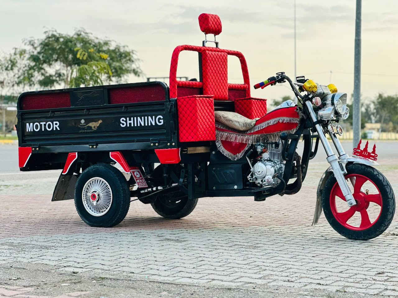 سلام عليكم عندي هاي الستوته 2021 منفيس كامل ستوته حلوه واحله من الصور شرط ركبه محرك 2025 صفر بعده تخم تاير جوبلس يي نقص مابيها مكفولة كفاله عامه شراي خابرني مامتواجد ع فيس مكاني كركوك السعر 1.250 وبيها مجال بصيط حك الجيه***********..***********
